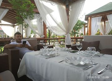 uzbekistan/fergana-valley/restaurant/wine-garden