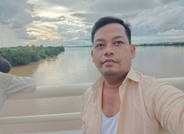cambodia/stung-treng/restaurant/mlob-ouy-moy