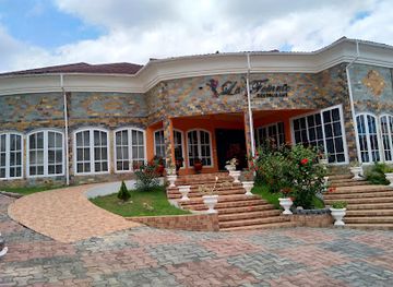 ghana/kakum-national-park/restaurant/la-femme-restaurant