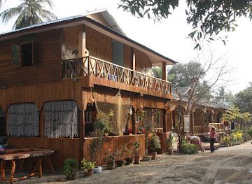 myanmar-burma/ngwe-saung-beach/restaurant/soe-koko-beach-house-restaurant