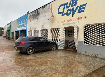 malawi/kande-beach/restaurant/club-love-mw