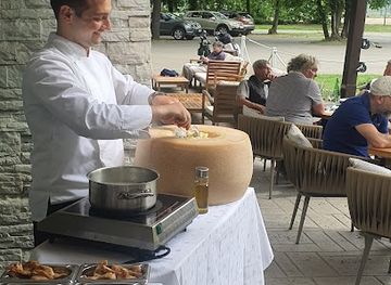 serbia/ada-ciganlija/restaurant/lola-restoran