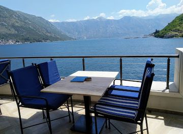 montenegro/perast/restaurant/verige-65