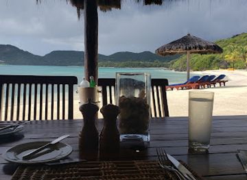 saint-vincent-and-the-grenadines/mustique/restaurant/shell-beach