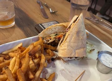 wisconsin/milwaukee/bay-view/restaurant/heirloom-mke