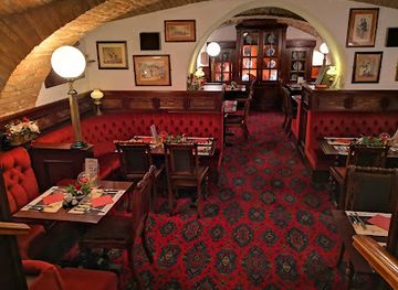 hungary/sopron/restaurant/perkovatz-haz