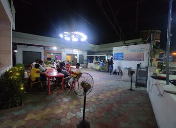 india/agra/rakabganj/restaurant/famous-restaurant