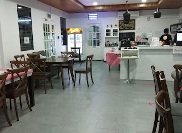 brunei/tasek-merimbun-heritage-park/restaurant/pondok-sari-julia-restaurant-catering-services