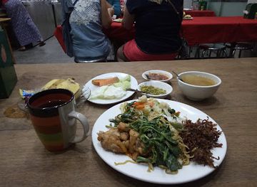 myanmar-burma/shan-plateau/restaurant/golden-shan-shan-buffet-restaurant