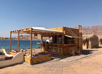 egypt/nuweiba/restaurant/little-head-bar