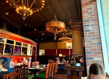 washington/tacoma/restaurant/the-old-spaghetti-factory