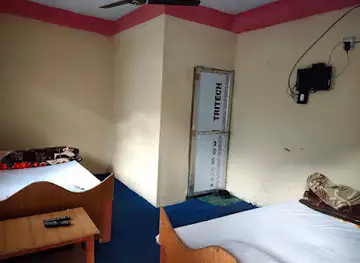Hotel Paradise And Restro