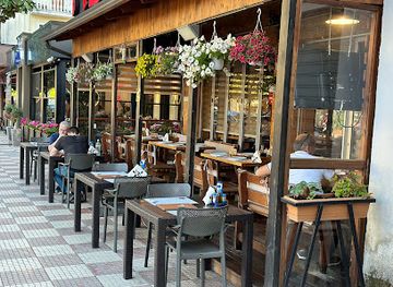 albania/lura-lakes/restaurant/fisi-restaurant-traditional-food