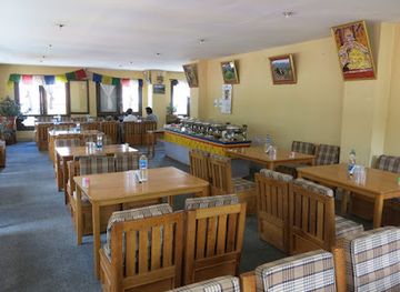 bhutan/phobjikha-valley/restaurant/bhutan-orchid