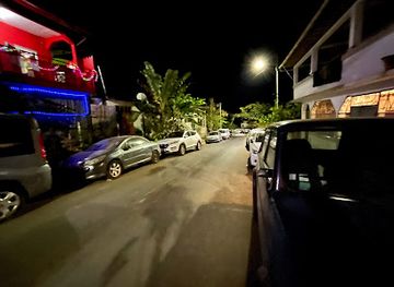 mayotte/sada/restaurant/snack-porte-rouge