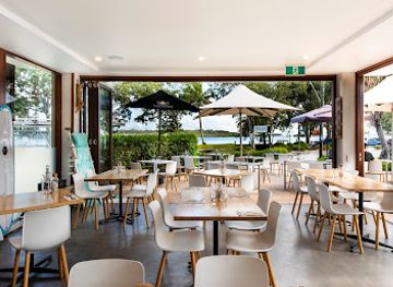 australia/noosa/restaurant/barefoot-bar-grill