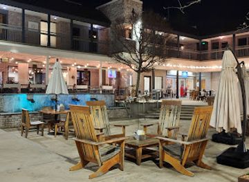 mississippi/jackson/restaurant/la-cour-kitchen-and-bar