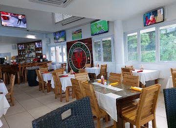 jamaica/ocho-rios/restaurant/lobster-dave-seafood-restaurant-and-sports-bar