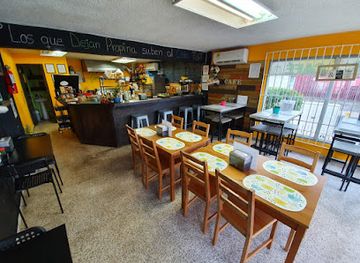 puerto-rico/carolina/restaurant/hijos-de-la-gran-fruta