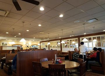 ohio/wayne-national-forest/restaurant/bob-evans