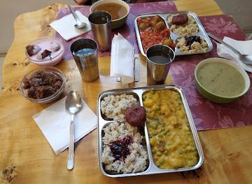 hungary/kecskemet/restaurant/dharmavega