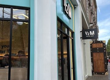 united-kingdom/london/restaurant/half-million-cafe