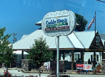 ohio/kelleys-island/restaurant/caddy-shack-square