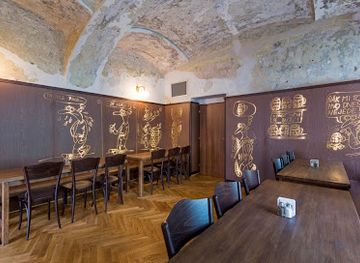 czechia/plzen/restaurant/lokal-pod-divadlem