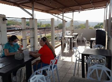 el-salvador/suchitoto/restaurant/visantos-pizza-suchitoto