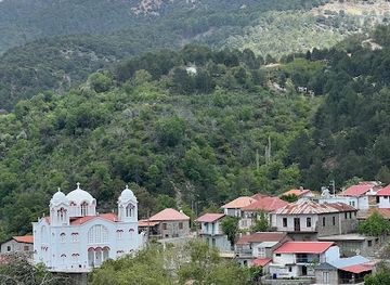 cyprus/kykkos-monastery/restaurant/mountain-rose-restaurant