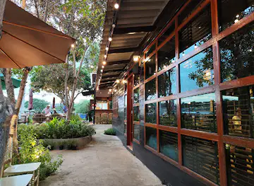 Nan Cottage Cuisine & Café