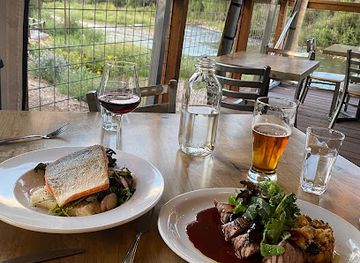 colorado/pagosa-springs/restaurant/meander-riverside-eatery