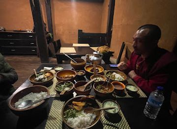 bhutan/mongar/restaurant/babesa-village-restaurant