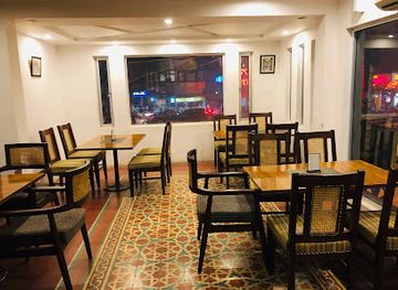 pakistan/lahore/model-town/restaurant/sholay-restaurant