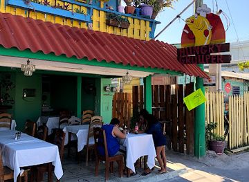 belize/ambergris-caye/restaurant/hungry-grouper