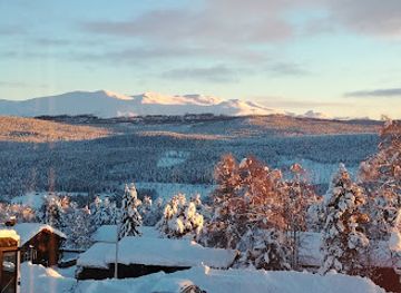 norway/skeikampen/restaurant/hos-rodhette-og-ulven