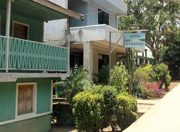 nicaragua/rio-san-juan/restaurant/soda-sabores