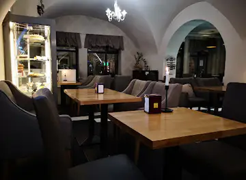 Restauracja „Niebieskie Migdały”