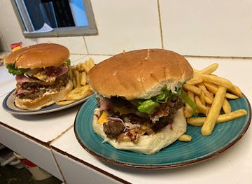 uruguay/artigas/restaurant/trailer-33-food-truck