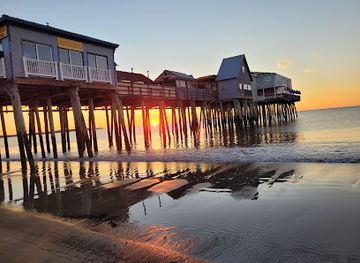 maine/old-orchard-beach/restaurant/hooligans-steak-and-ale