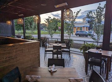 rhode-island/east-greenwich/restaurant/tavern-in-the-square