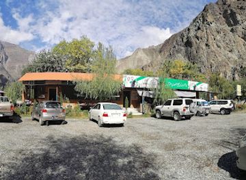pakistan/karakoram-highway/restaurant/kashgar-khurak-mahal-shanwari-centre-guest-house