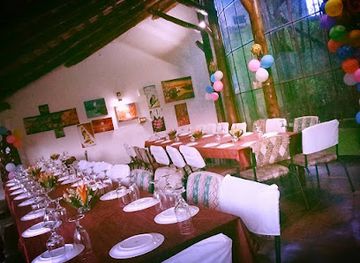 burundi/buragane/restaurant/flamboyant-gardens