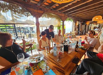 guatemala/caribbean-coast/restaurant/hector-s-bistro