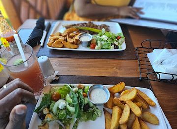 belize/belize-city/restaurant/midpoint-bar-grill