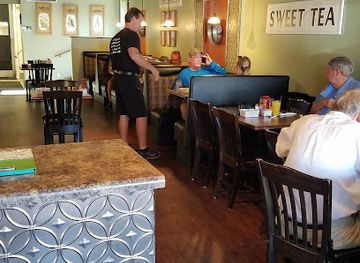 alabama/fairhope/restaurant/julwin-s-restaurant