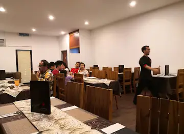 Red Chillis Restaurant