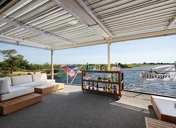 namibia/caprivi-strip/restaurant/zambezi-queen-by-mantis