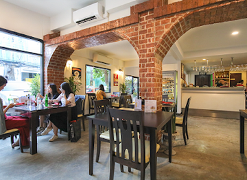 thailand/chiang-mai/nimmanhaemin/restaurant/why-not-italian-restaurant-wine-bar