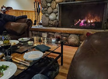 montana/big-sky/restaurant/wild-caddis